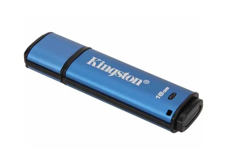Kingston DTVP30/16GB DataTraveler Vault Privacy 16GB 3.0 USB Flash Drive